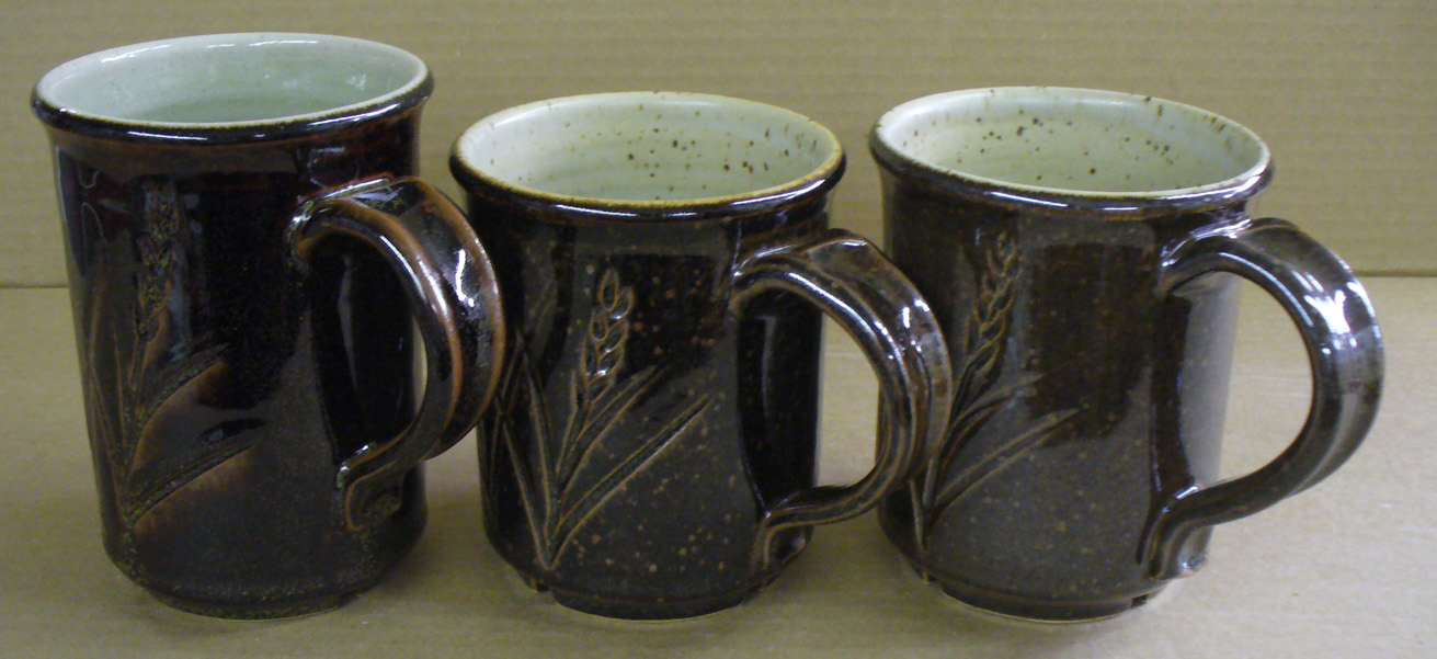 Ravenscrag Slip A silky cone 10R matte by itself