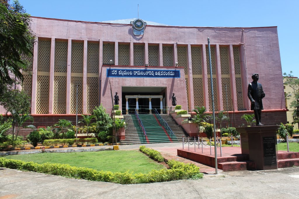 Andhra University restoration work suffers due to funds crunch