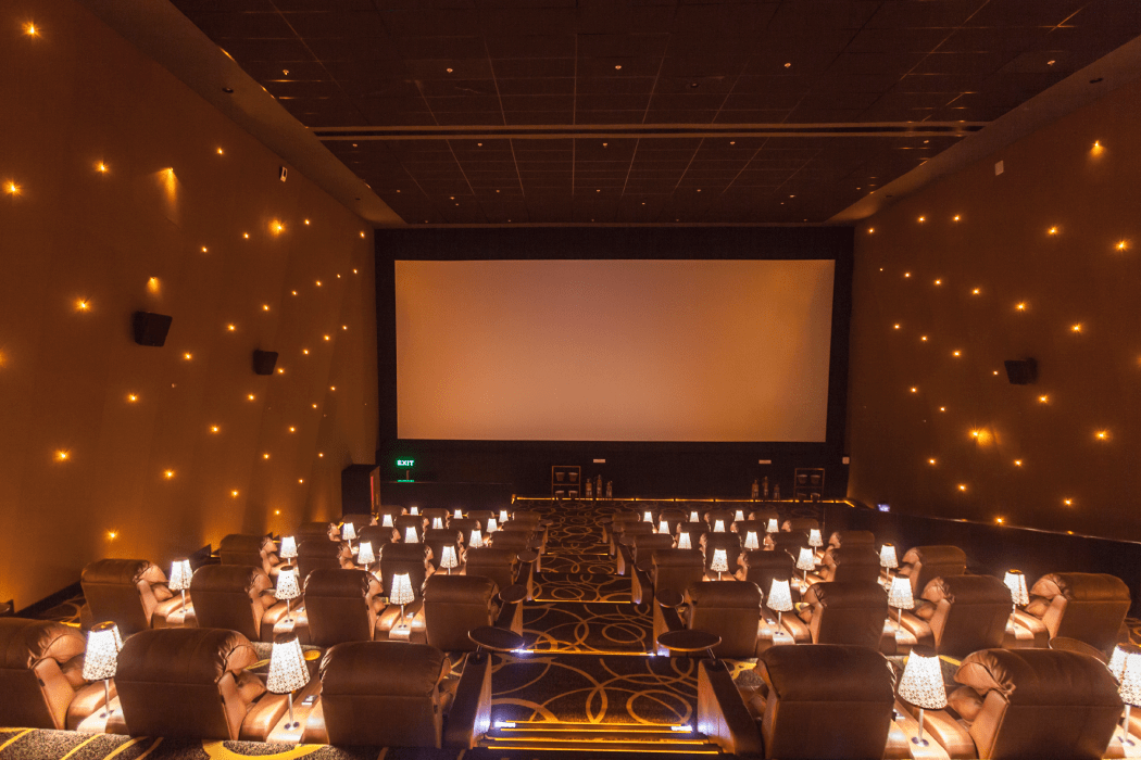 Virtual reality is coming to your movie theater lobby Digital Media Wire