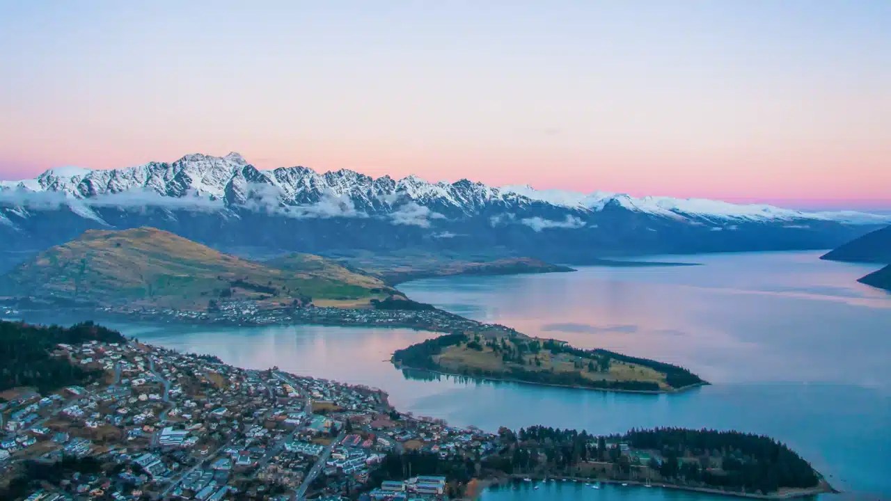30 Amazing Things To Do In Queenstown New Zealand