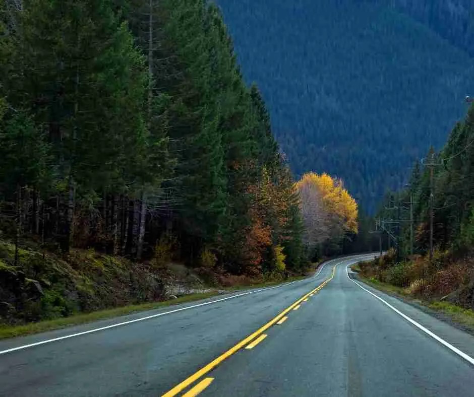 How to Plan the Ultimate Road Trip Adventure(15 Expert Tips)(09)