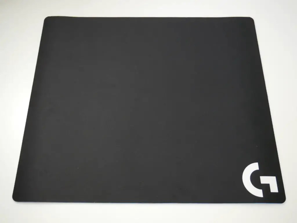 Logitech g640 Mousepad Review » [Pros, Cons & Durability].
