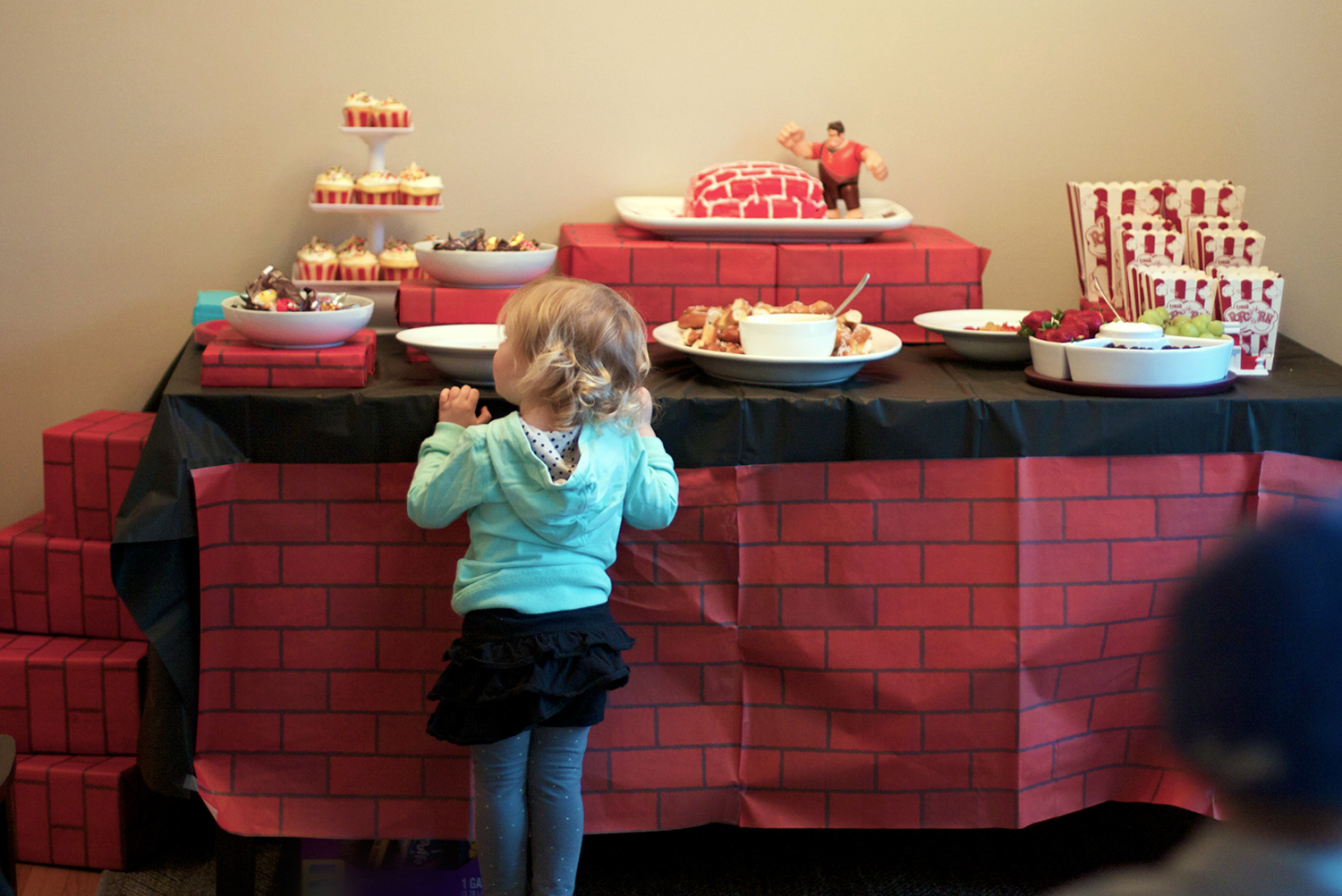Wreck It Ralph Birthday Party Theme with Tissue Paper DigiWrap