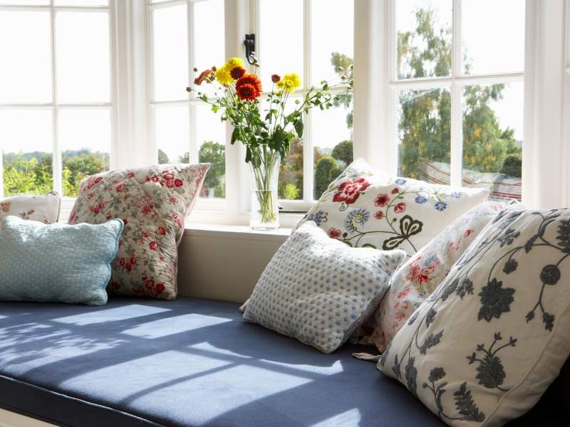 How to Use Floral Patterns in Your Interior Design Dig This Design