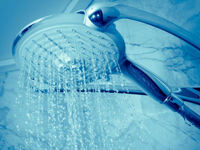 5 Showerheads for Hard Water Your Hair & Skin Will Appreciate Dig This Design