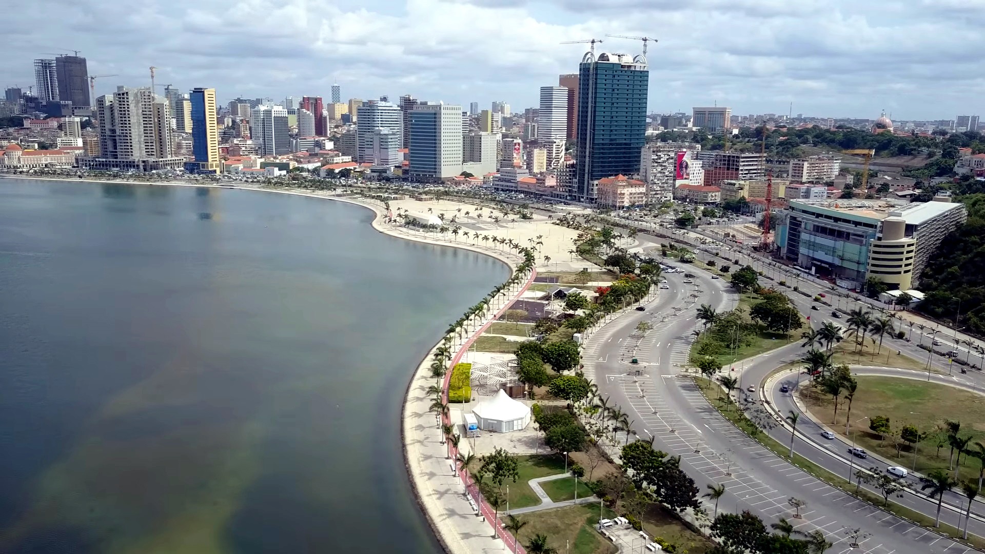  Africa Angola’s President Jose Eduardo dos Santos says he will not