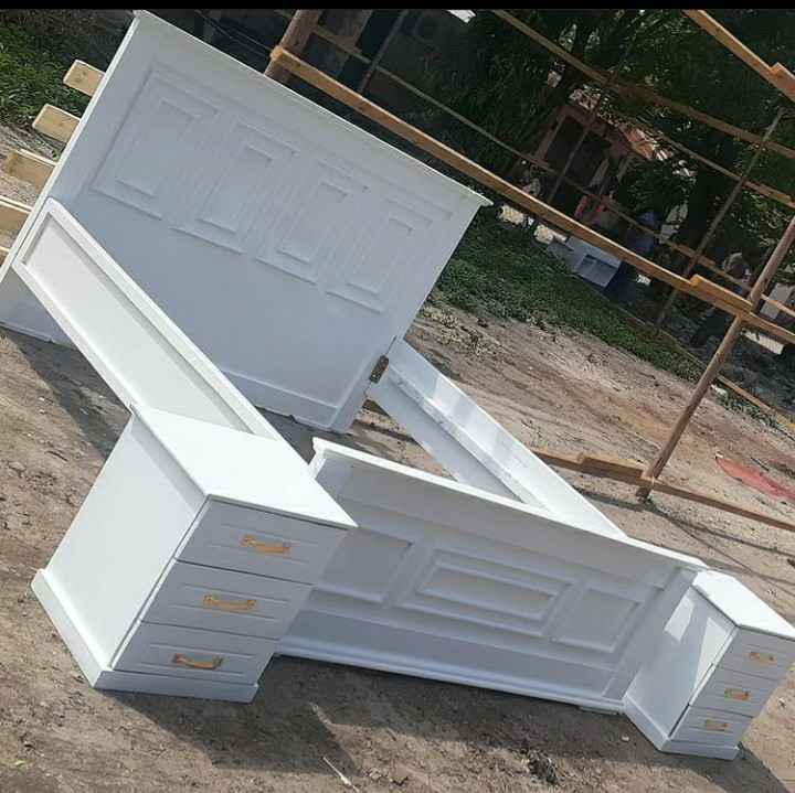 Dilizote Vitanda vya Mbao