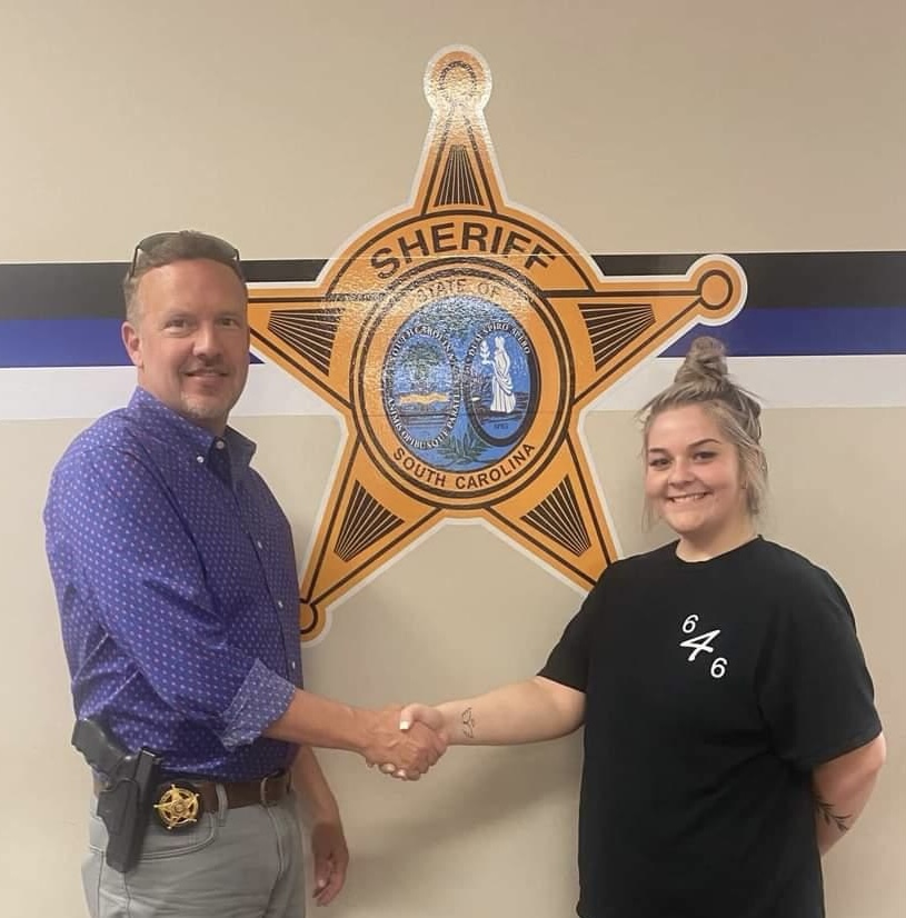 Sheriff Back Two Detention Center Officers The Dillon County