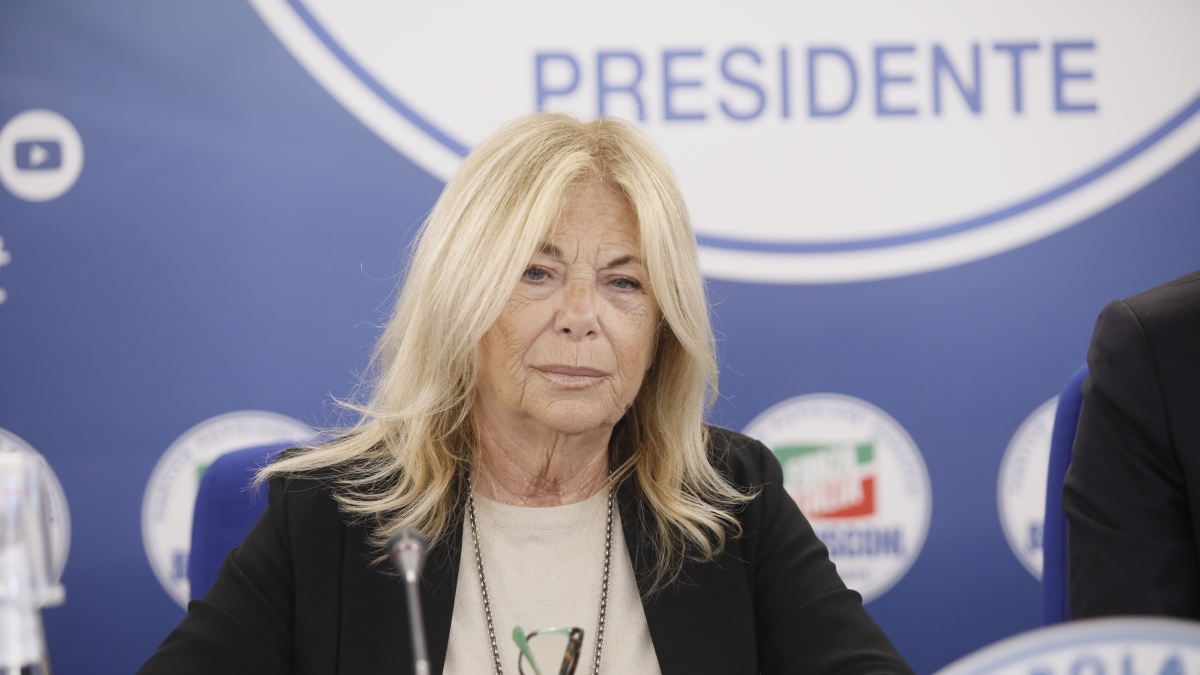 Rita Dalla Chiesa smaschera l’età: quando i “giovani” fanno più confusione lei è già cento passi avanti