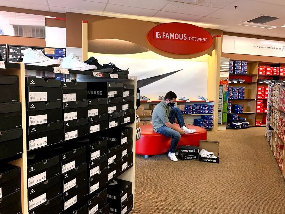 ᐈ Mejores tiendas de zapatos en Estados Unidos [2025]