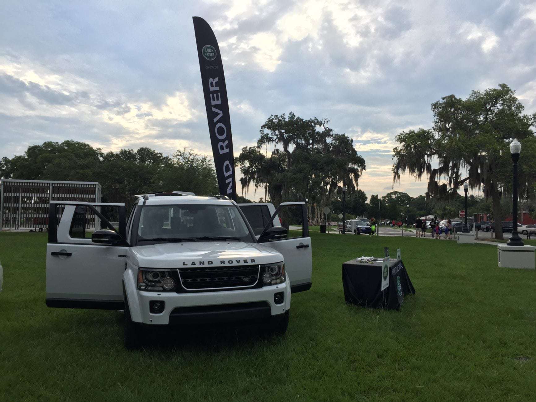 Dimmitt Land Rover Supports Rap River Run 2016 Dimmitt Cares for the