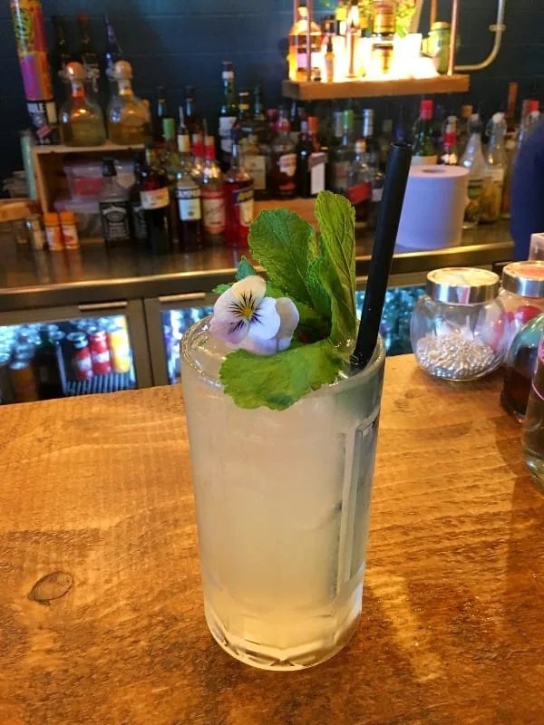 Best Bars in Sliema 2023 Top 6 Bars in Sliema, Malta DWL 🍻