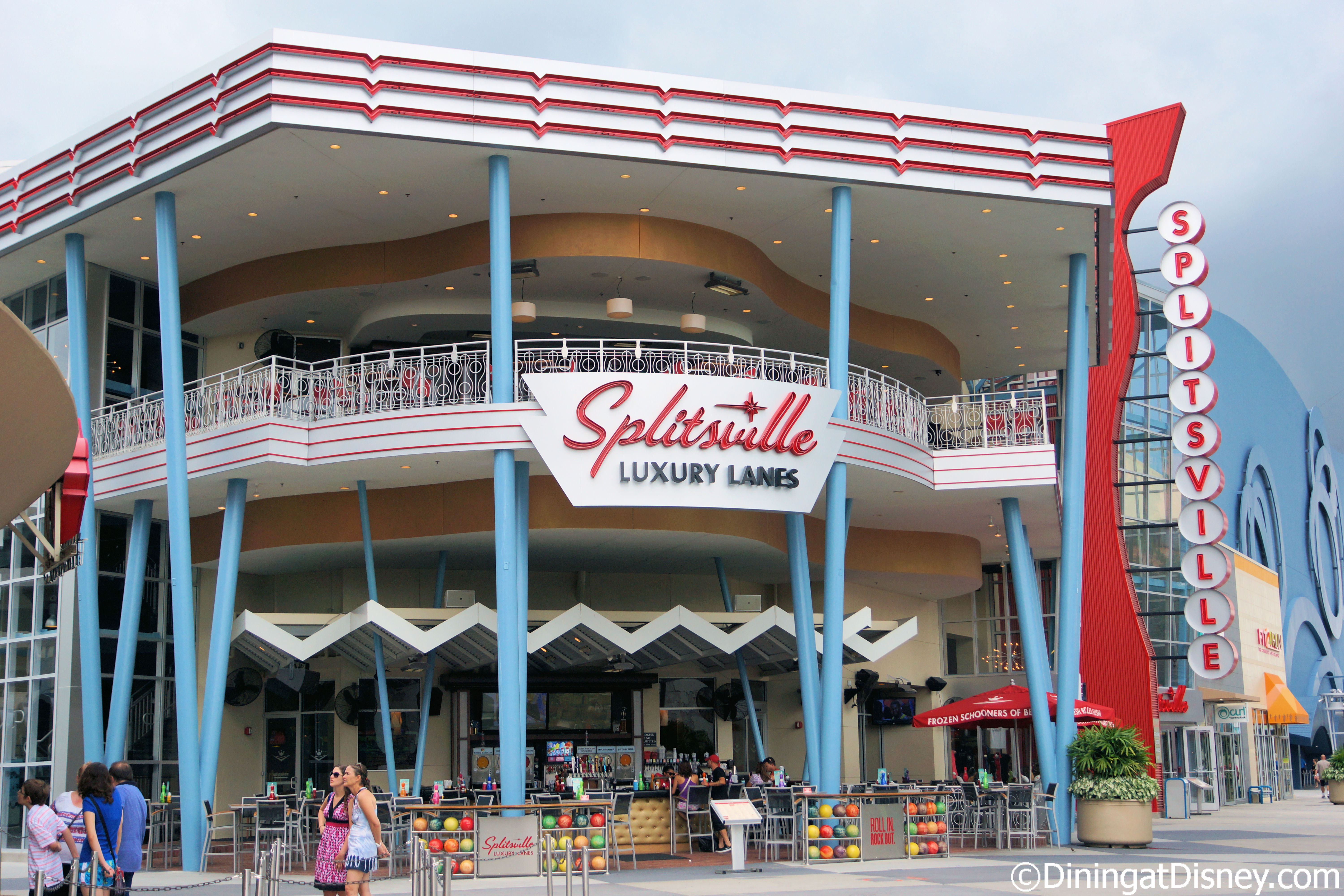Splitsville Luxury Lanes