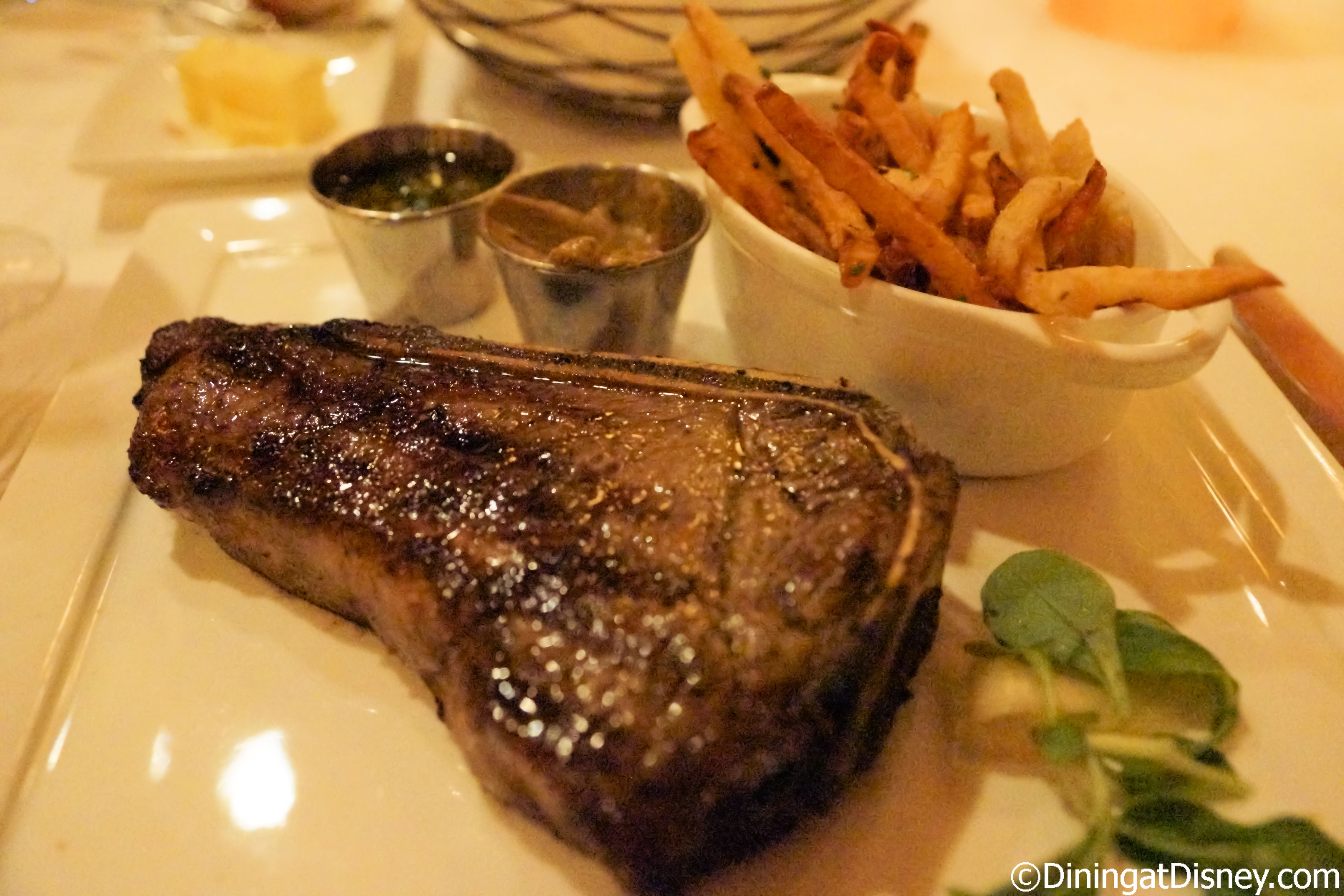 100 musthave Disney World Foods and Drinks