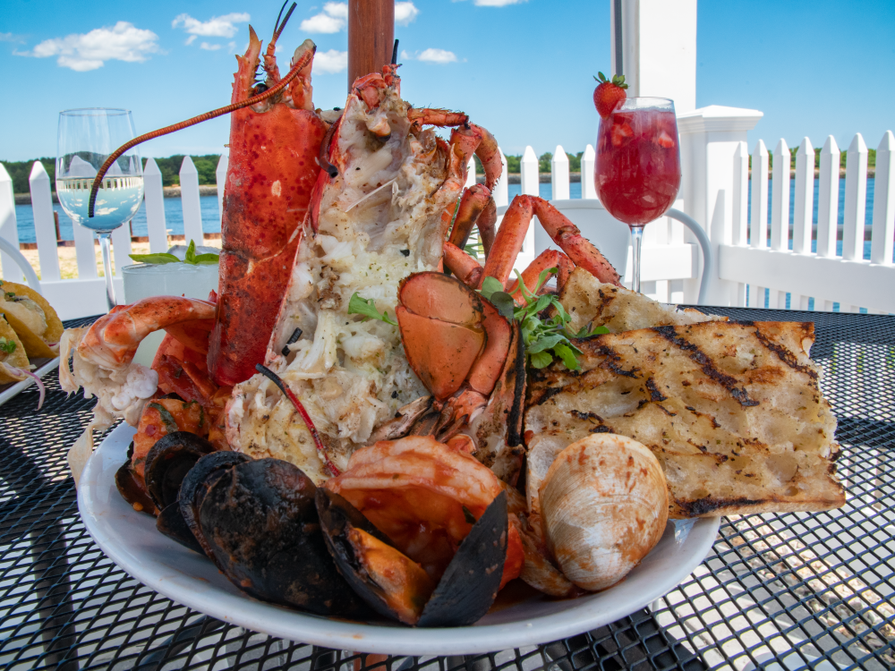 Fisherman’s View Dining Playbook