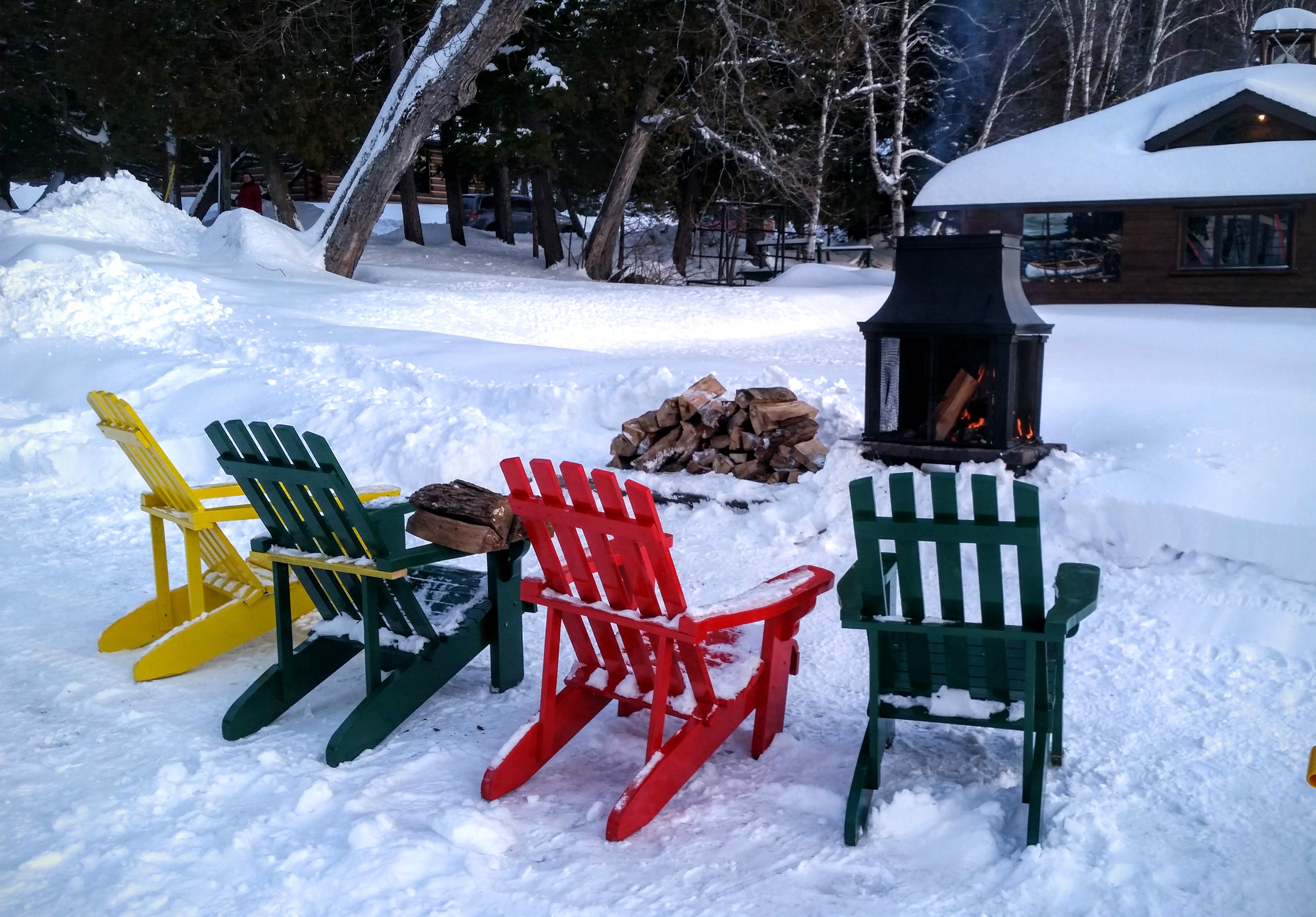 lakeside four season fire at Cedar Grove Lodge