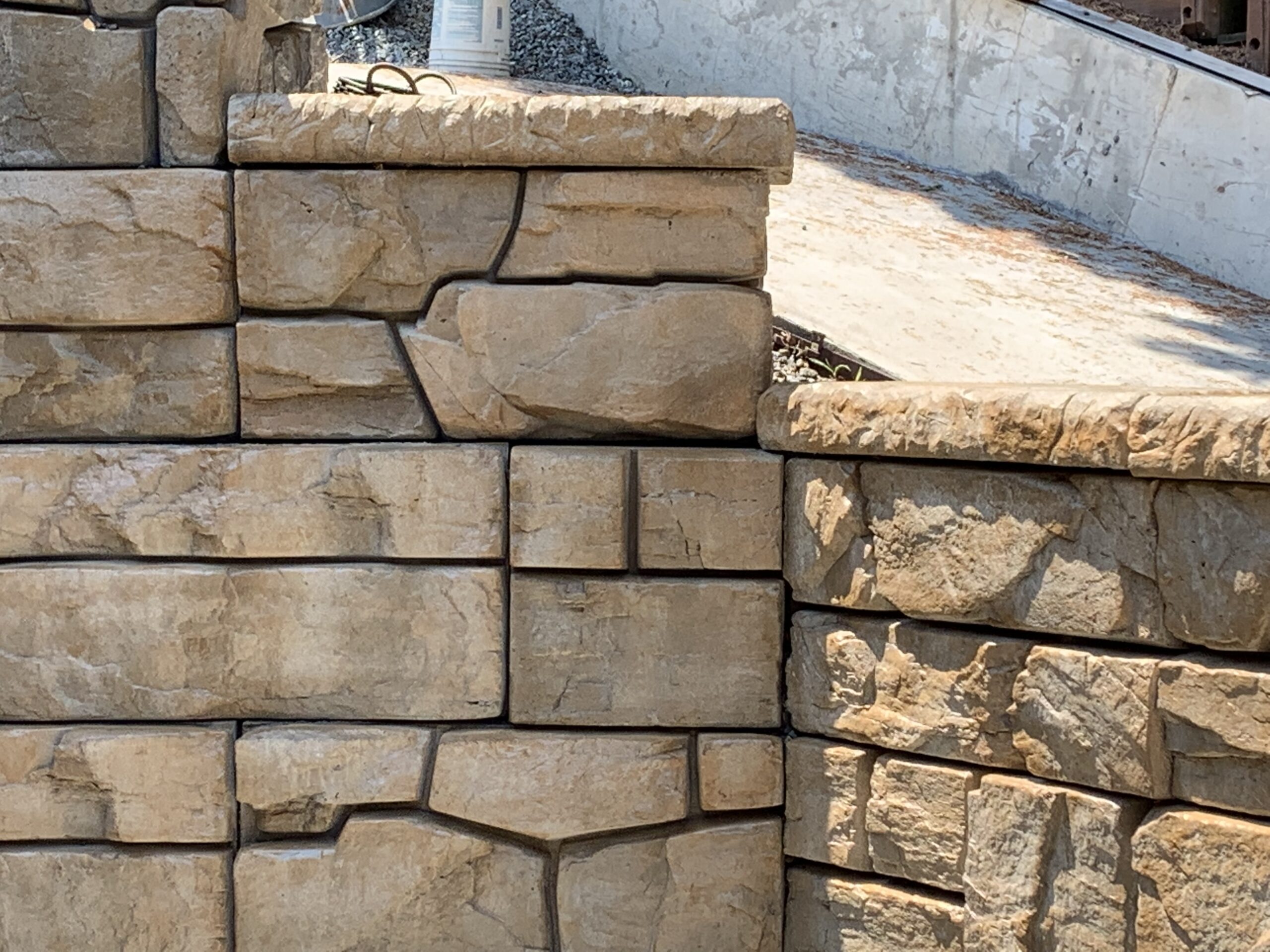 Details 85+ decorative concrete retaining wall latest vova.edu.vn