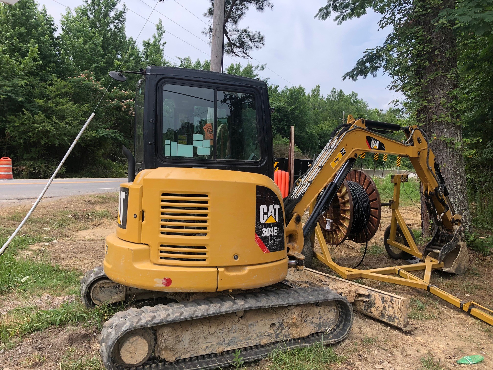 2020 CAT 304E2 CR mini excavator Directional Drills