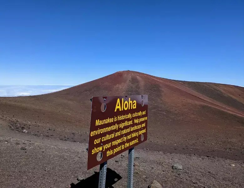 8 Awesome Reasons to Visit Mauna Kea, Hawai'i