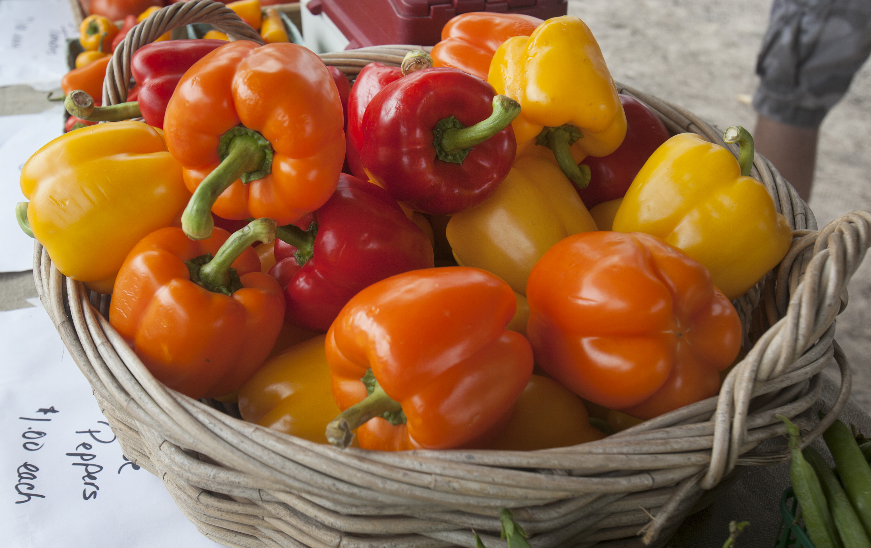Lindsay Thursday Farmers' Market