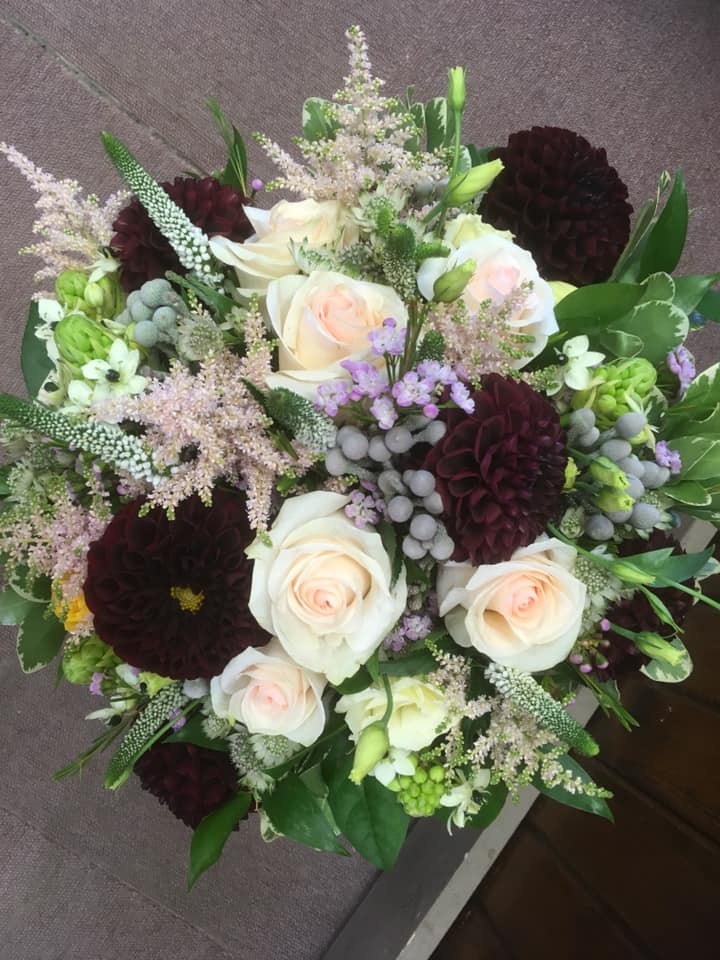 Simply Unique Flowers & Gifts