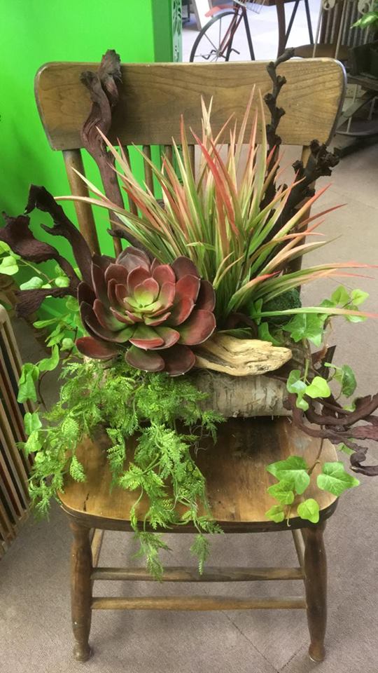 Simply Unique Flowers & Gifts