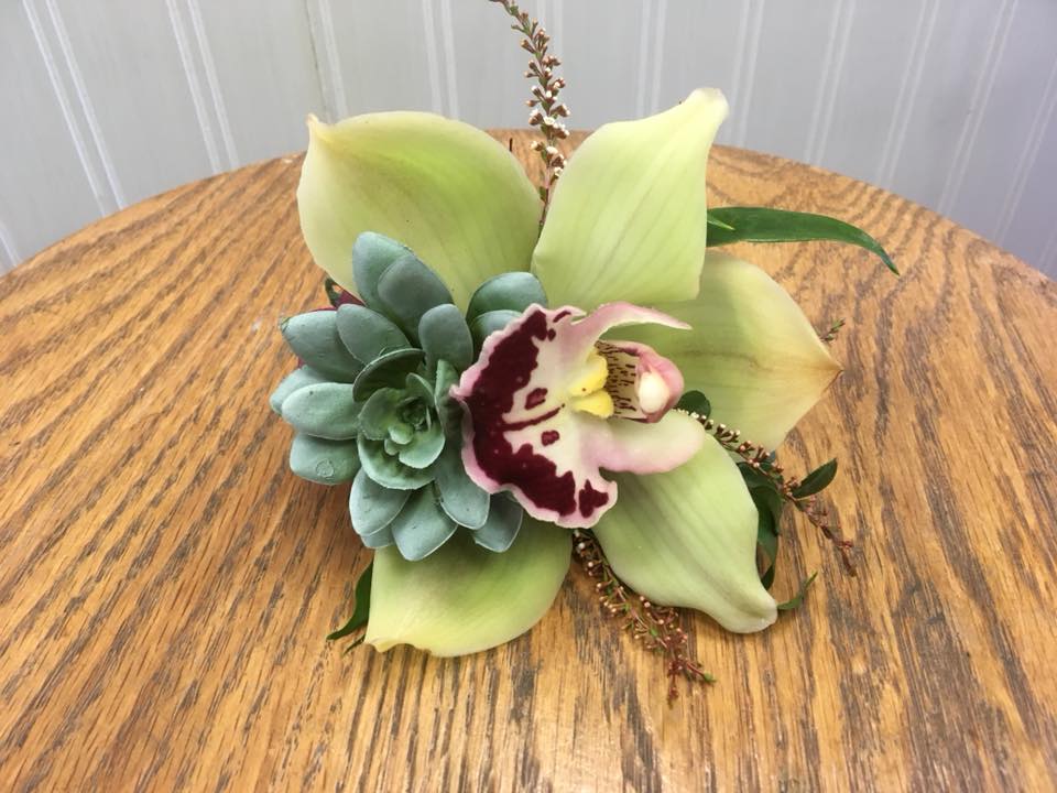 Simply Unique Flowers & Gifts
