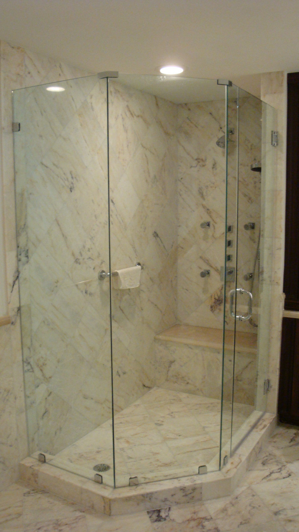Neoangle Direct Shower Door