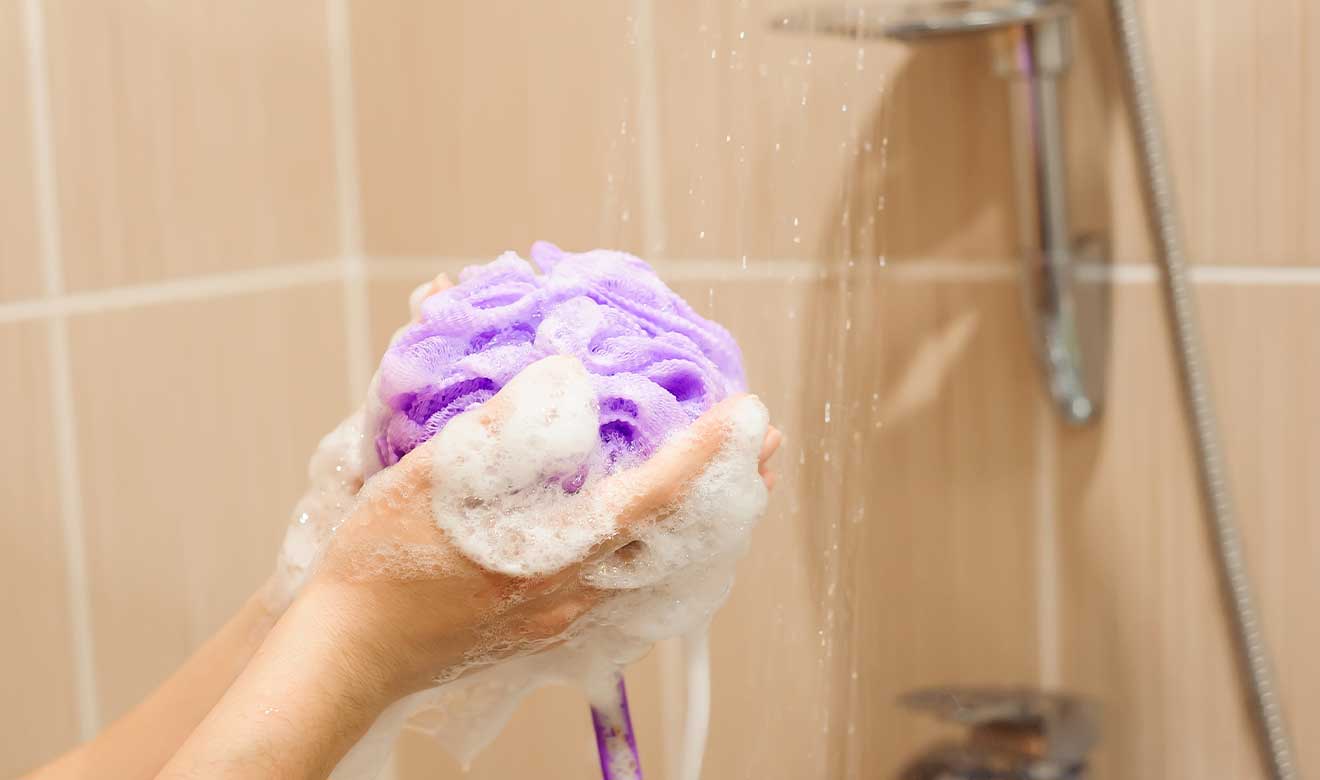 ¿Con qué frecuencia hay que bañarse? especialistas responden