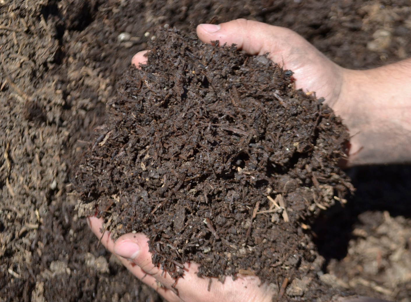 Home Dirt Cheap Soil, Aggregates, Grass Seed, Mulch Delivery Kitchener