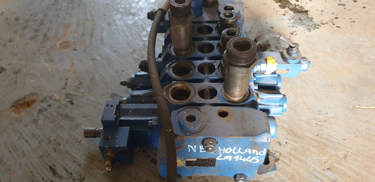 Hydraulic Directional Control Valve Bank Dirtworx