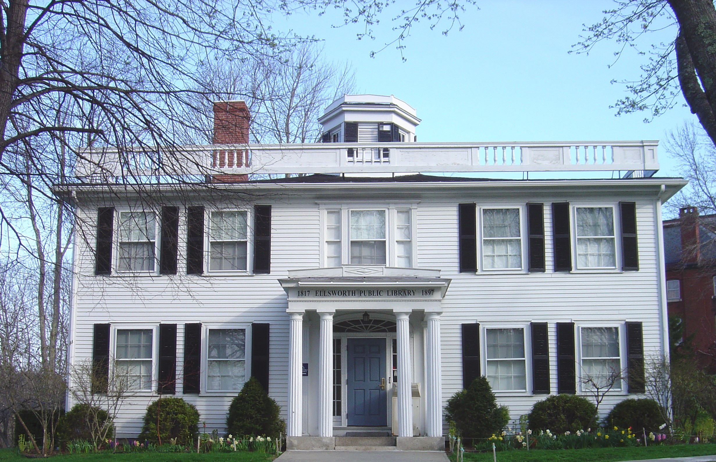 Explore Discover Ellsworth