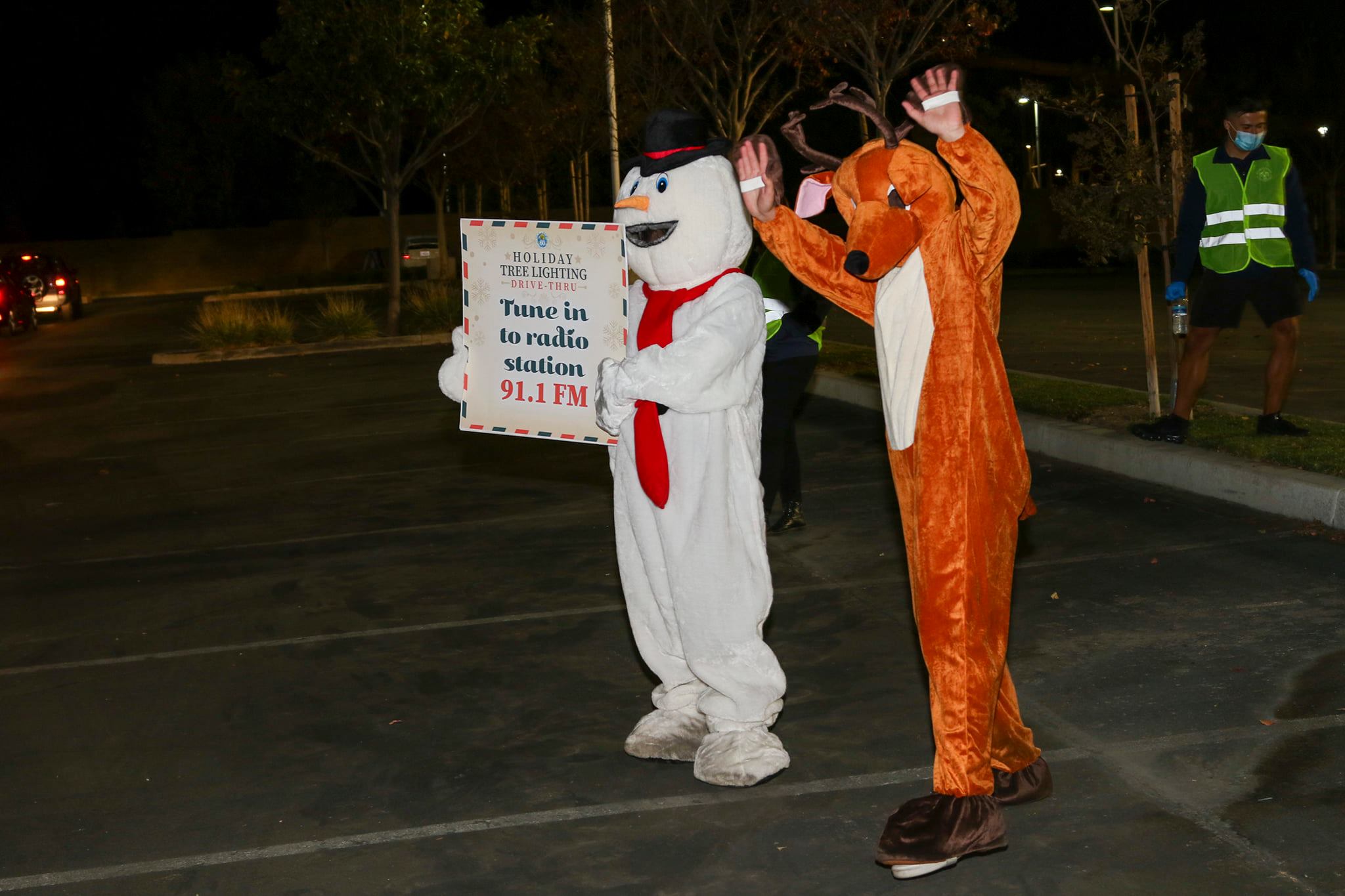 Holiday Tree Lighting DriveThru 2020 Photo Album Discover La Mirada