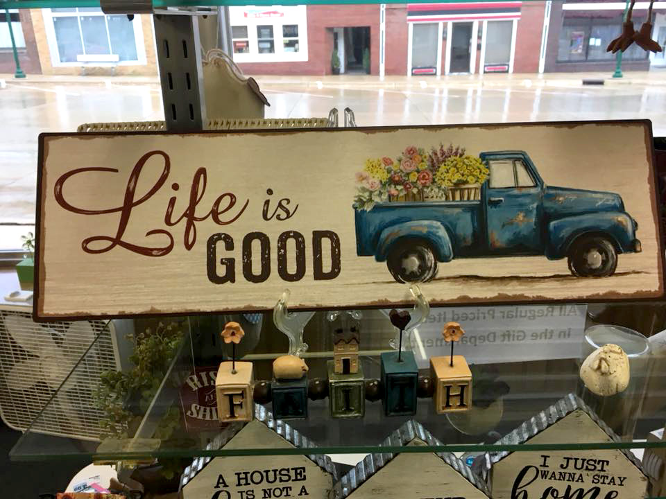 Laurens HyVee Drugstore Discover Pocahontas CountyDiscover