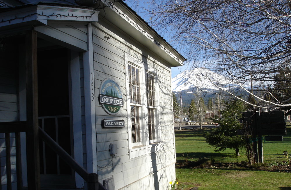 McCloud Timber Inn Discover Siskiyou