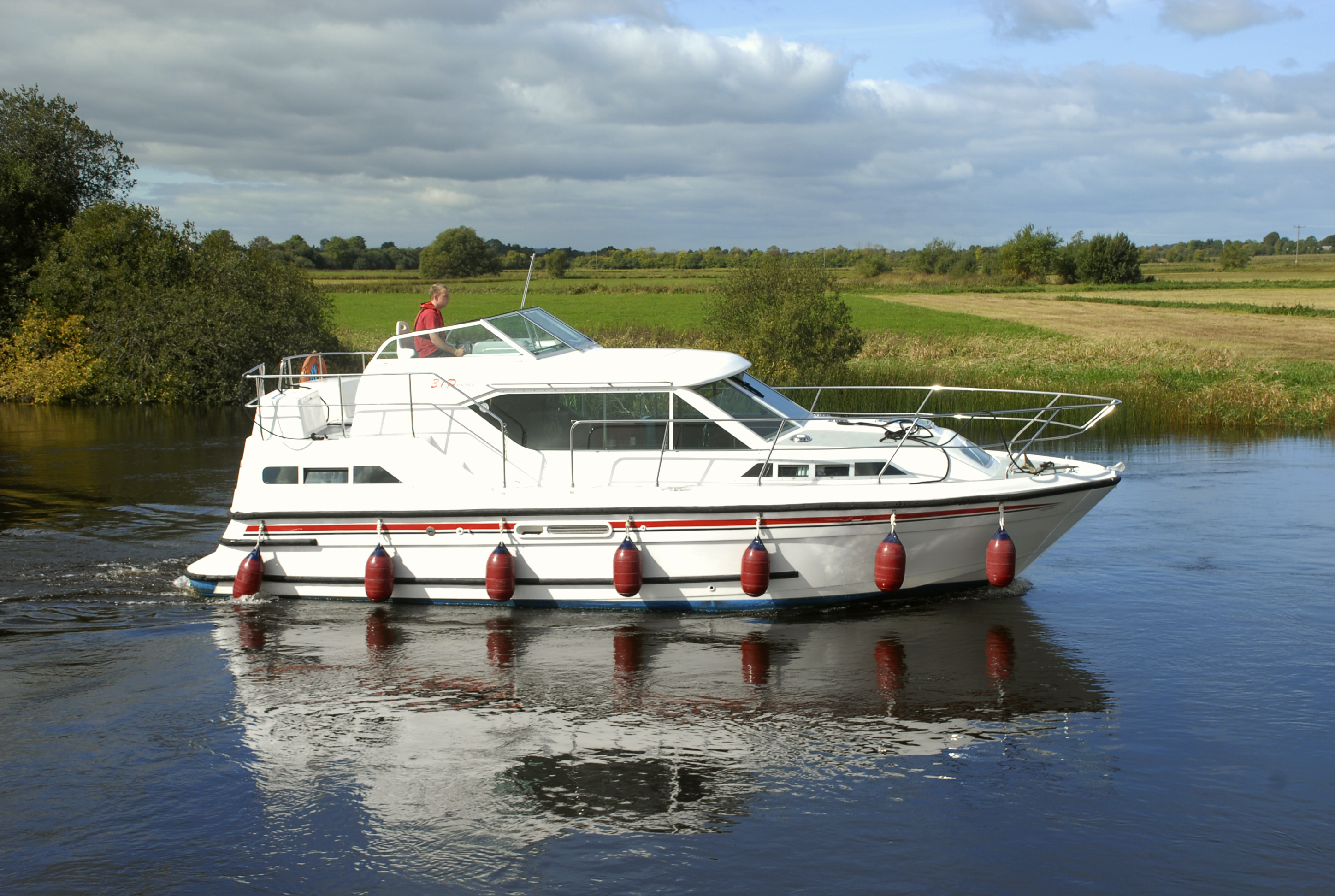 Silver Crest Cruise Shannon Cruise Ireland Boat Holiday Discover the Shannon