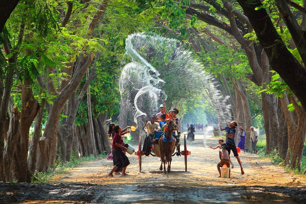 What is Myanmar Water Festival or Thingyan? Myanmar Travel