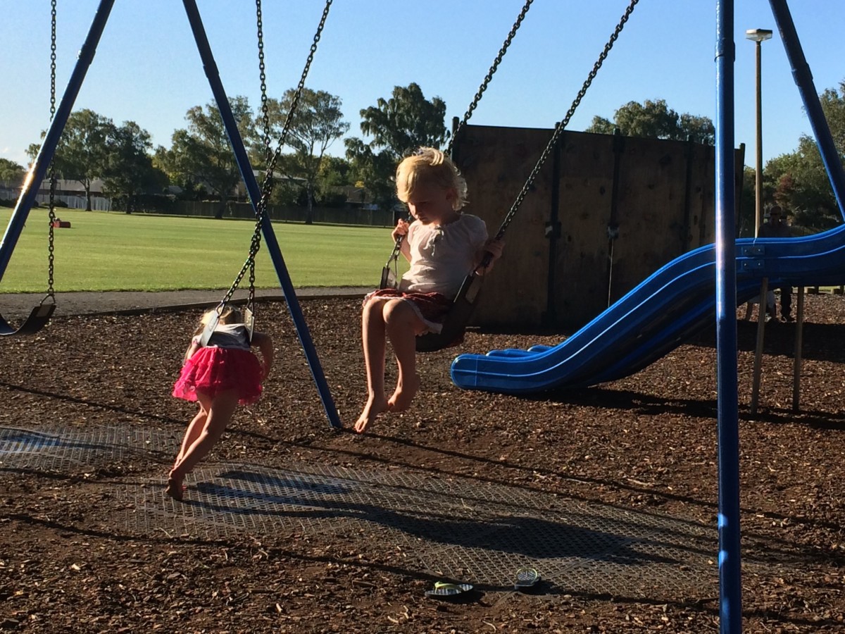 Installation of playground safety matting discoverywall.nz