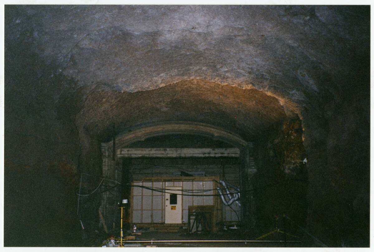 Cave Rock, Sumner discoverywall.nz