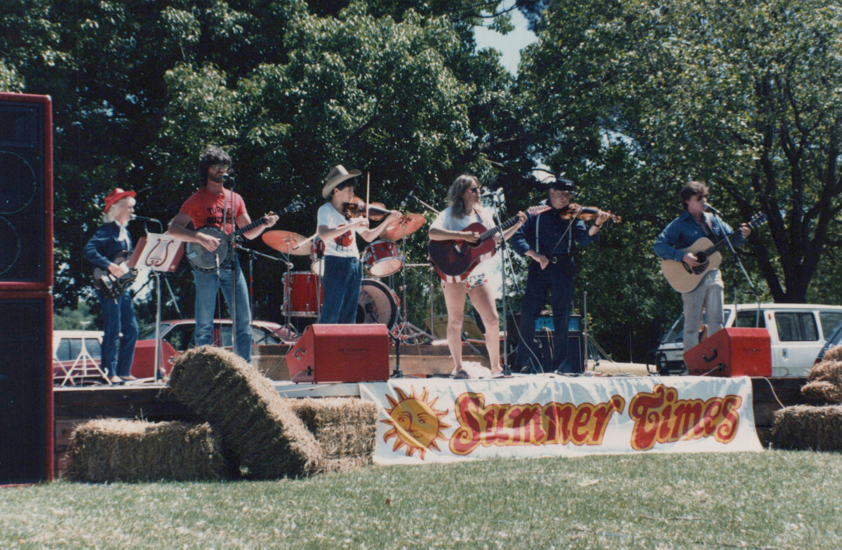 “Turkey Buzzard” performance at a Summer Times event in Hagley...