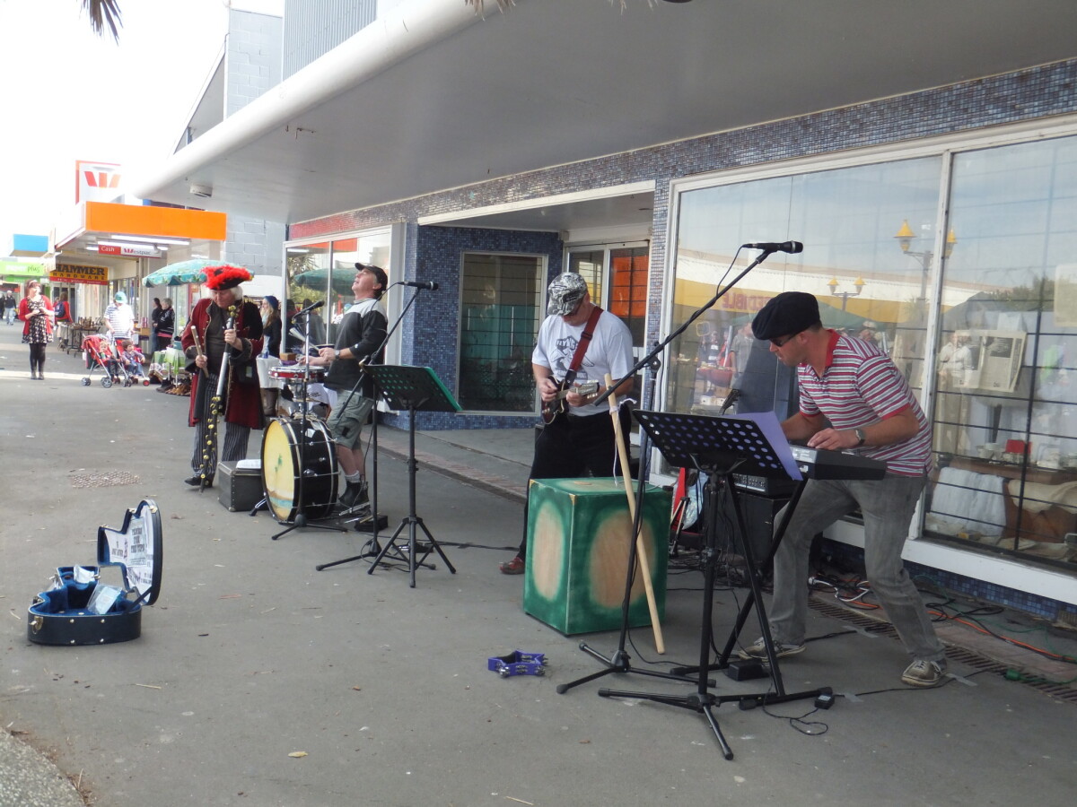 The Arts Centre market discoverywall.nz
