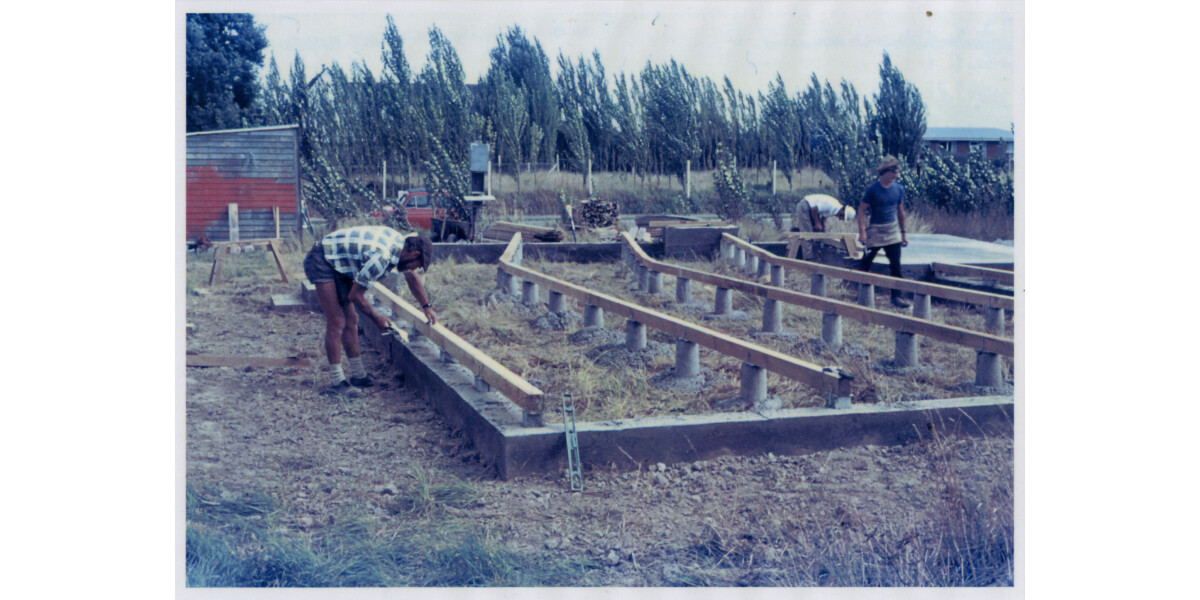 Working on house foundations in Avondale discoverywall.nz