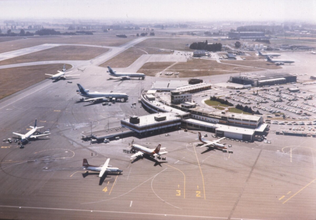 Control Tower at Christchurch Airport discoverywall.nz