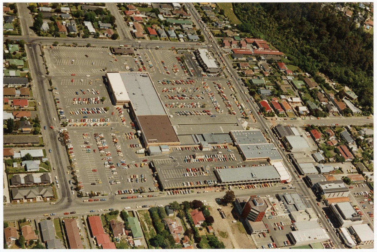 Aerial view of Riccarton Mall discoverywall.nz