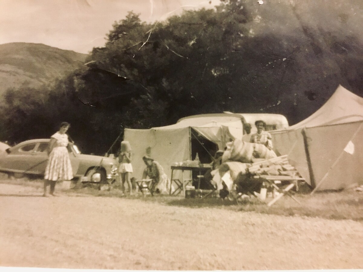 The Yellowlees family camping at Woodend discoverywall.nz