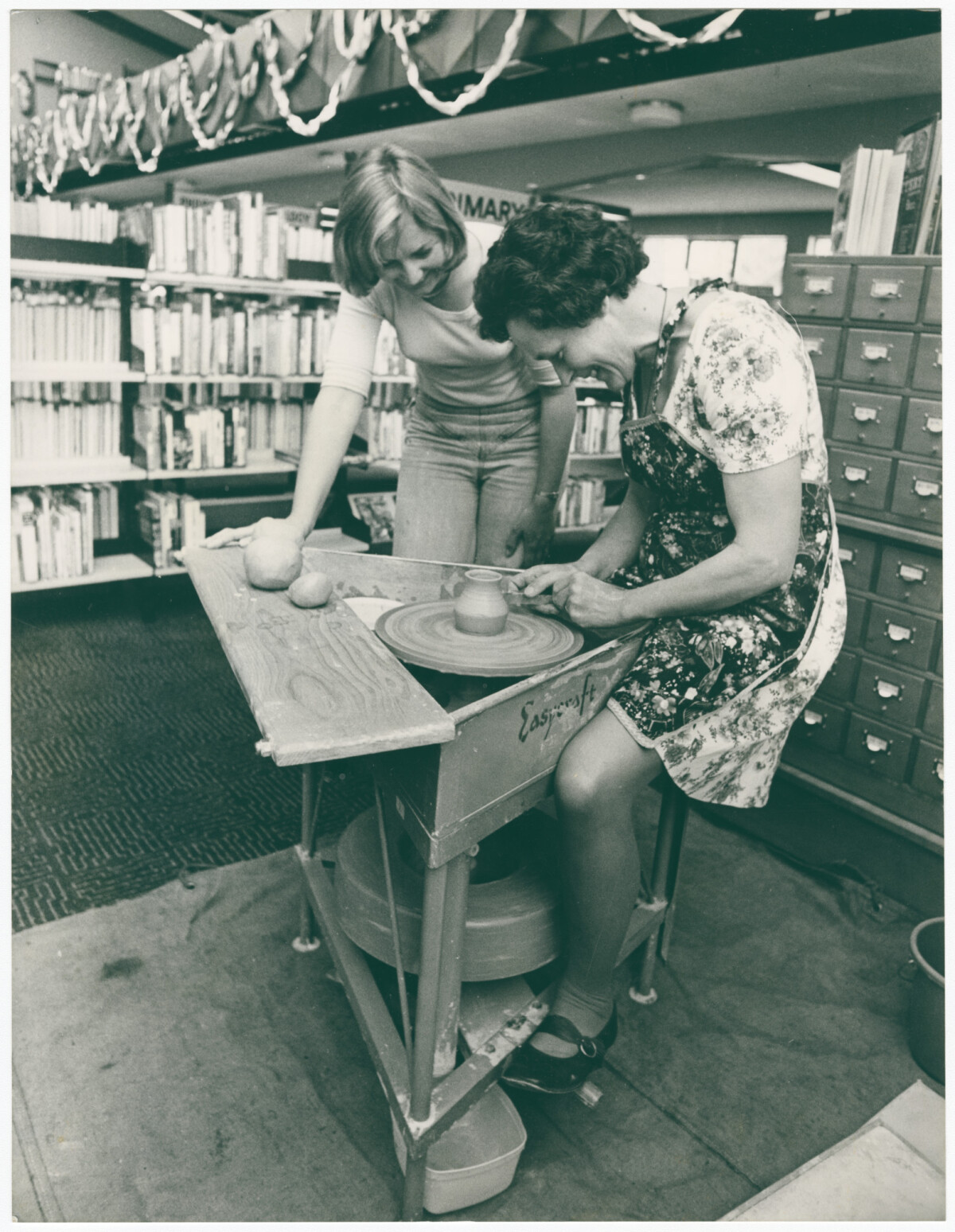 Pottery of Luke Adams Ltd, Sydenham discoverywall.nz