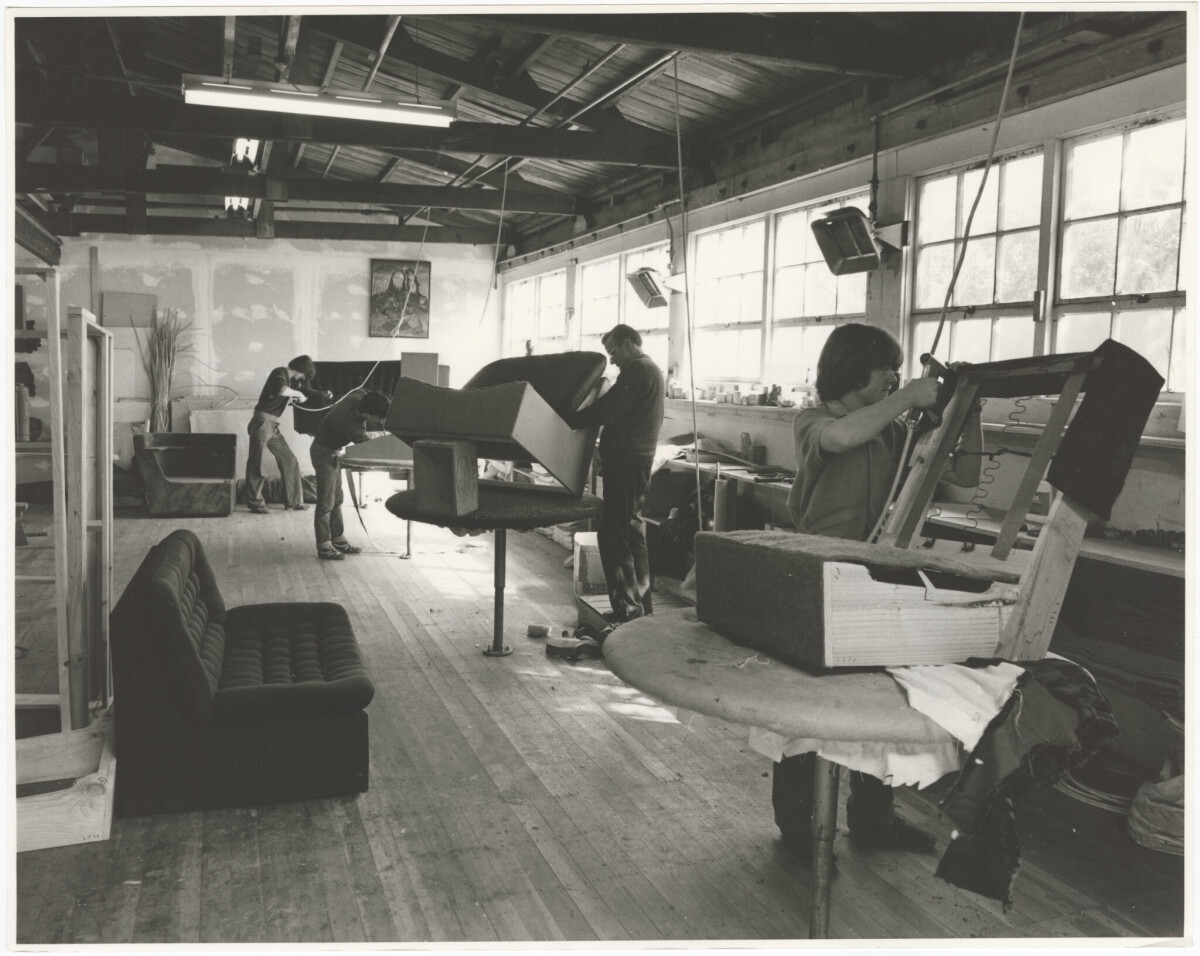 Phils Furniture Warehouse discoverywall.nz