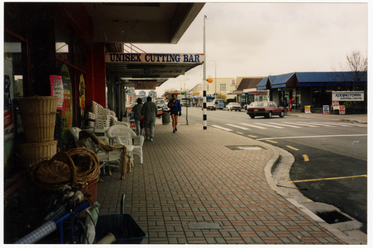Shops on Lincoln Road discoverywall.nz