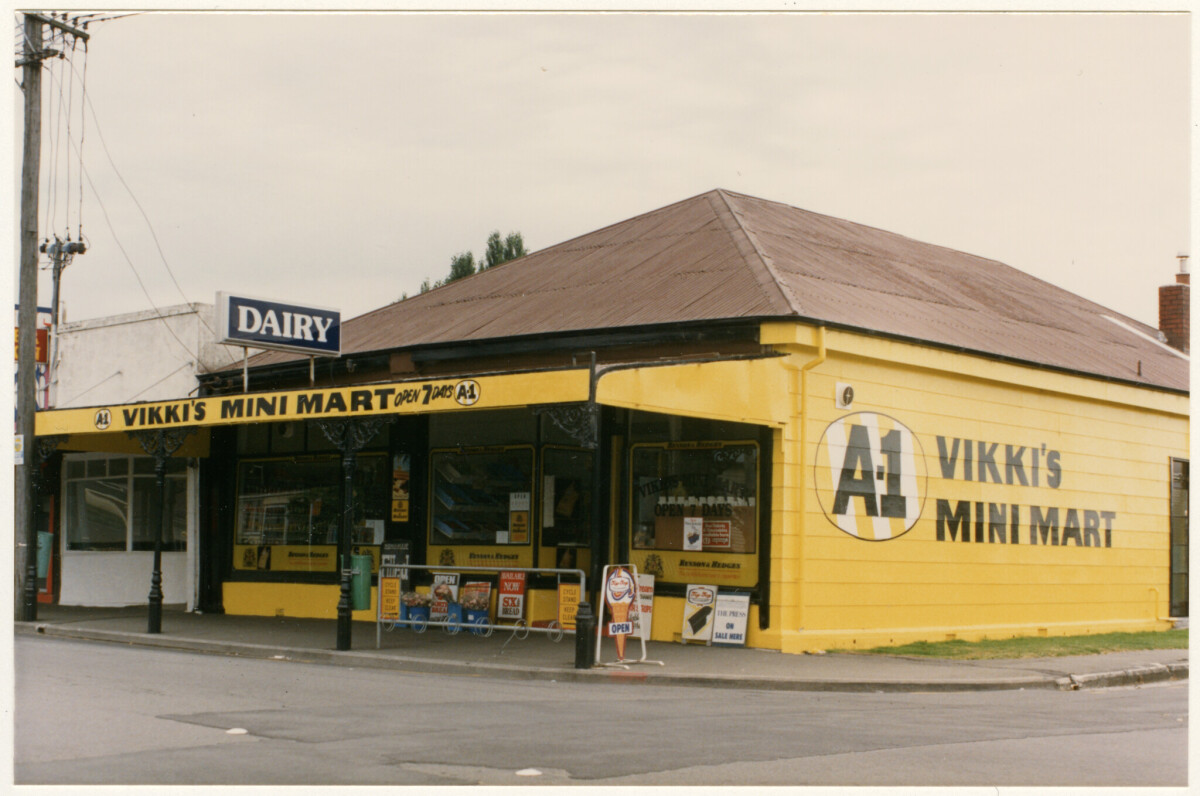 Vikki's Mini Mart and Dairy on Hills Road discoverywall.nz