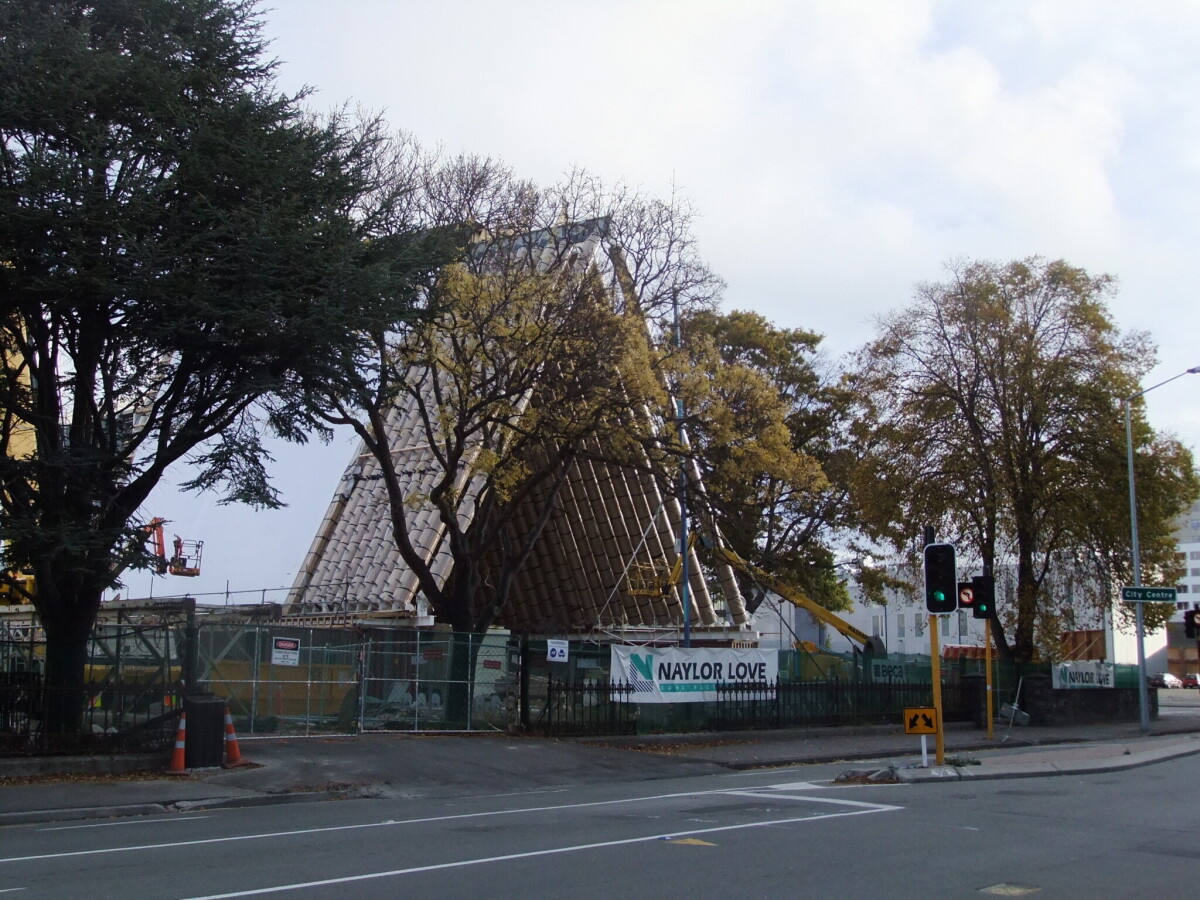 Construction of the Government Life Building discoverywall.nz